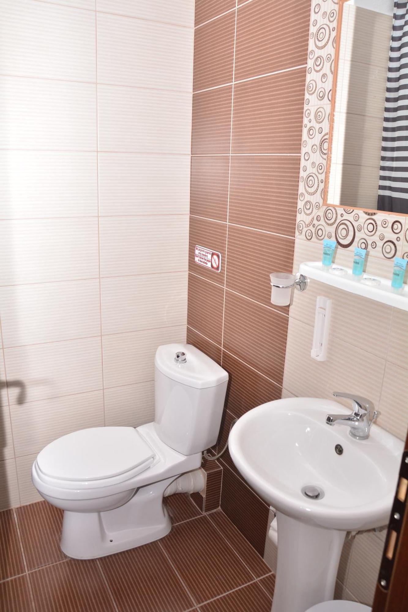 Paralía Hotel Paris מראה חיצוני תמונה