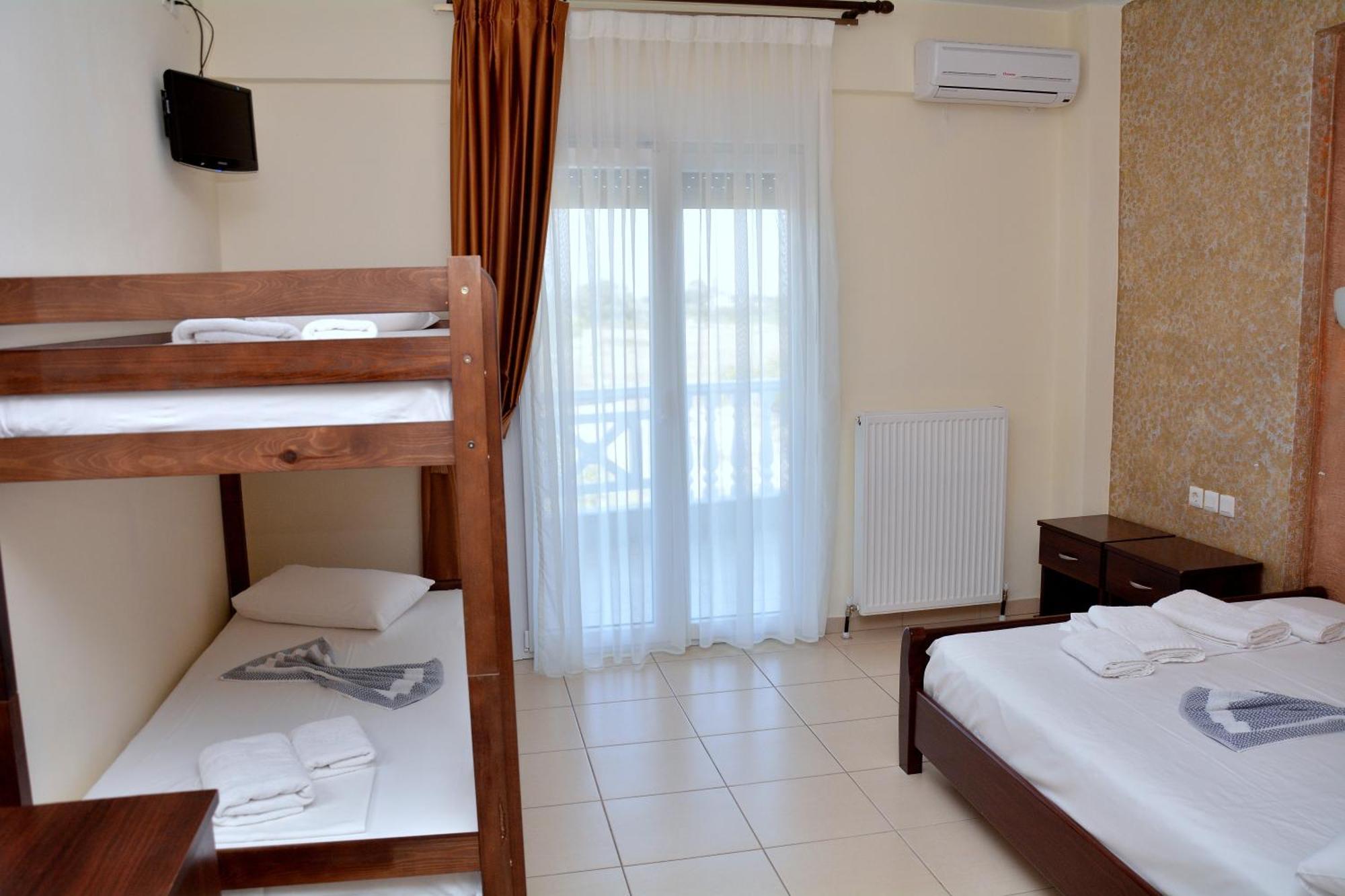 Paralía Hotel Paris מראה חיצוני תמונה