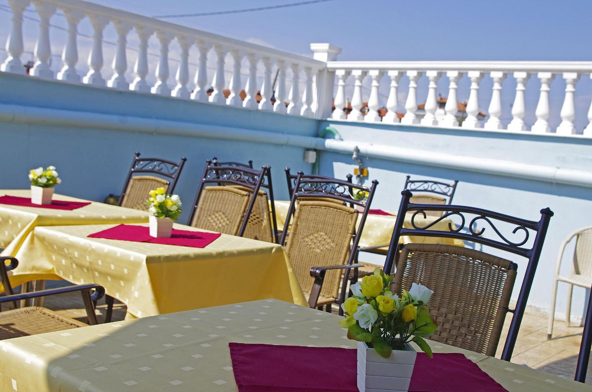 Paralía Hotel Paris מראה חיצוני תמונה